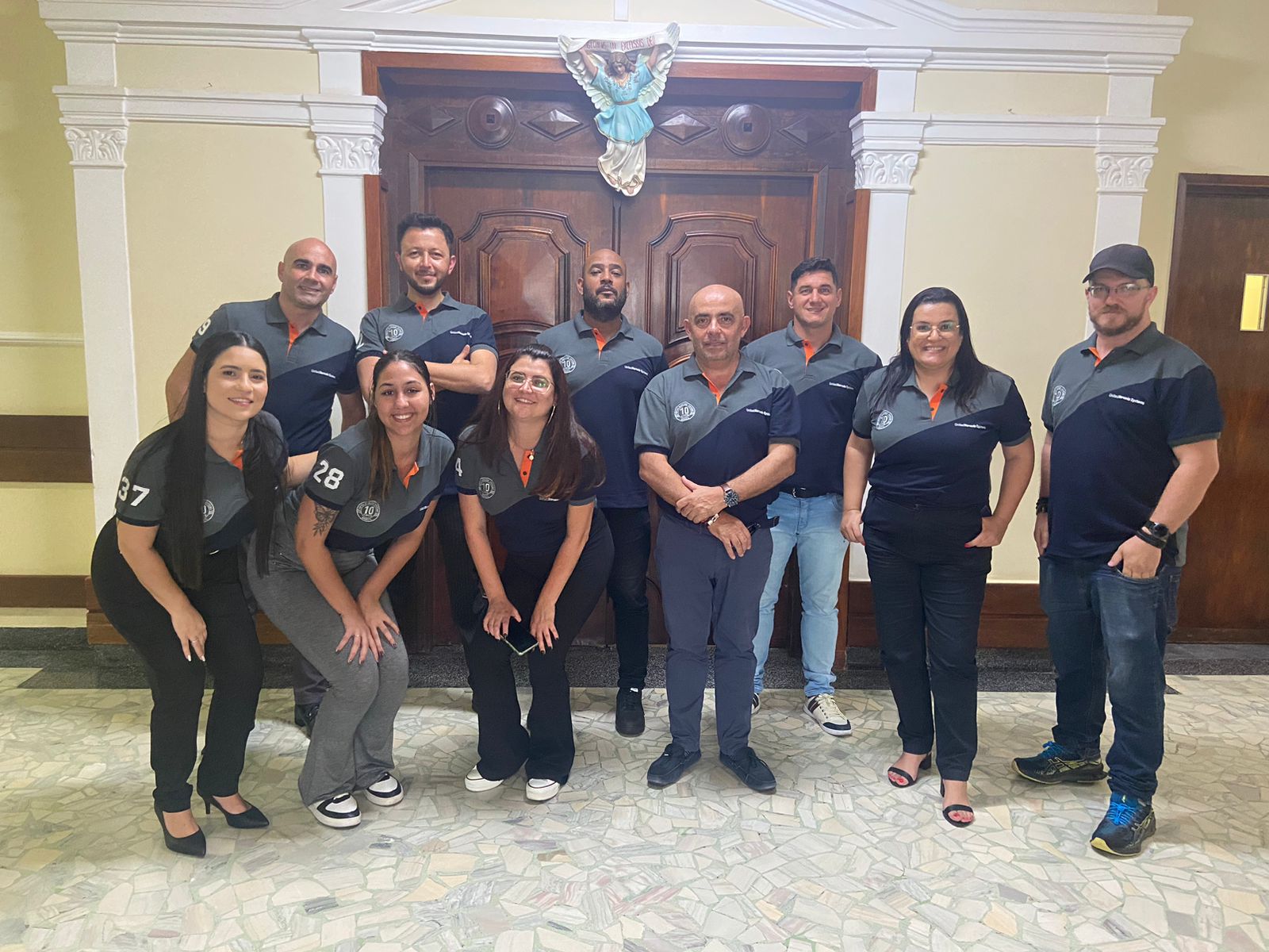 Donación-equipo-ubs-brasil
