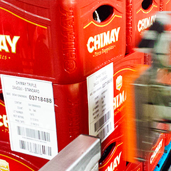 Applicazione-etichetta-packaging-terziario